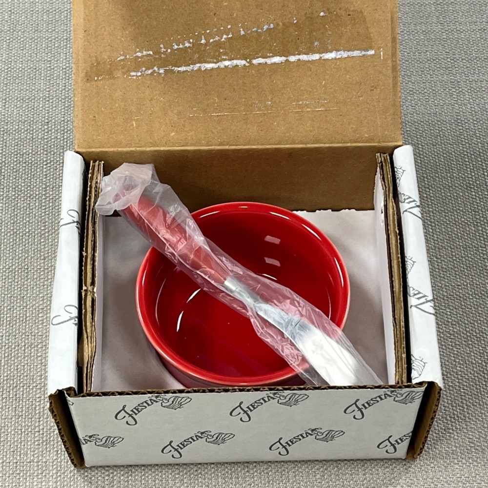 Fiesta Scarlet 2 PC Dip Set Red 8 oz Ramekin and Spreader 1436 326 NEW